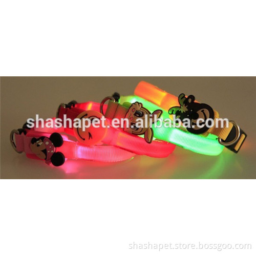 Puppy dog pet collar with elastic dog collars